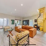 3 Bedroom House In Gardens Cape Town