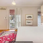 3 Bedroom House In Gardens Cape Town
